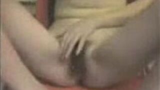 Young asian teen on cam - porn video