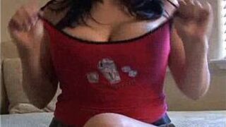 GF titty squeeze - porn video