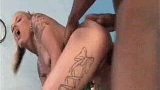 Black Fuck For A Tattoed Teen Blonde - porn video