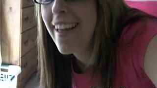 Lovely Girlfriend Strips In Homemade Ass Shaking Video - porn video